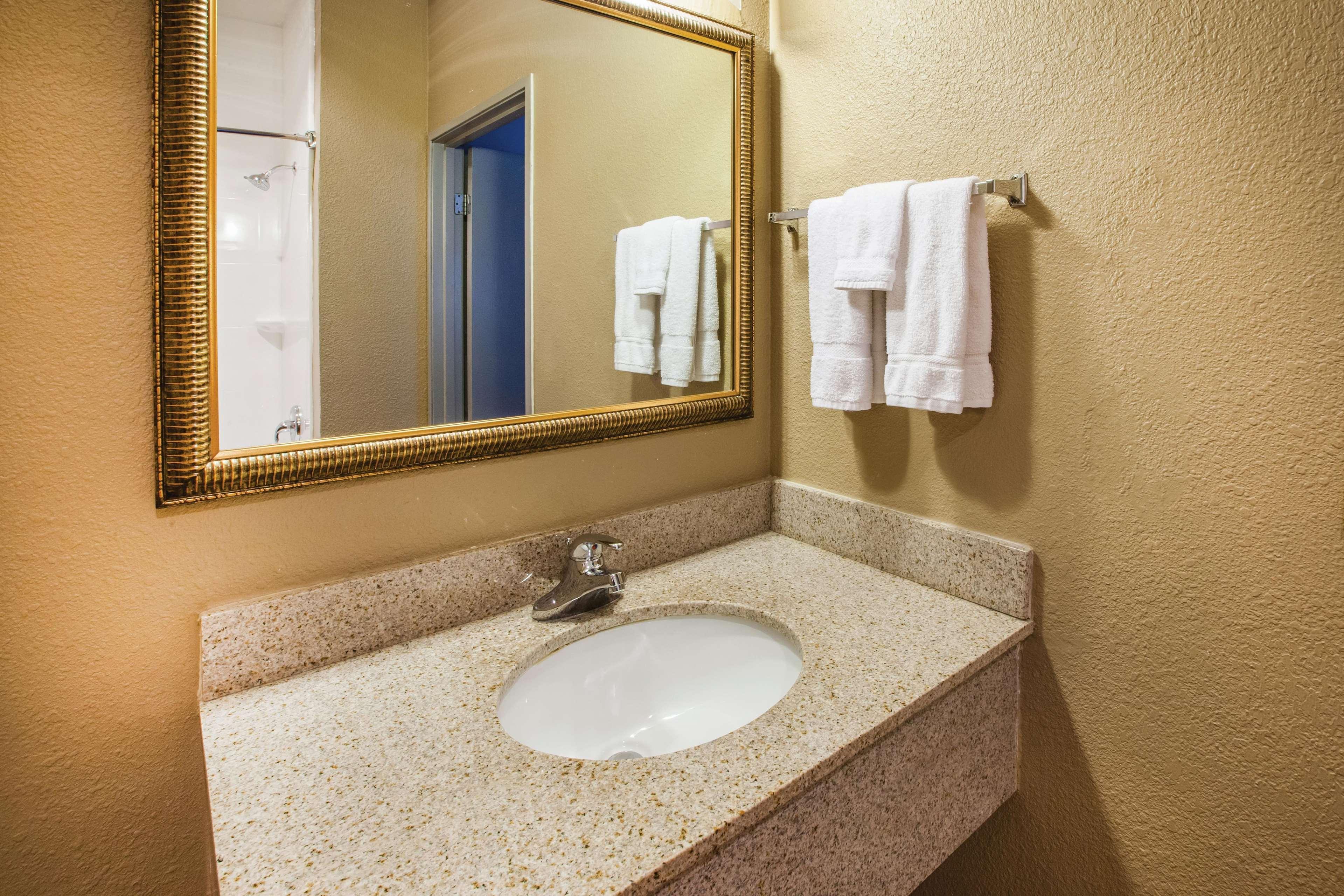 La Quinta Inn By Wyndham Indianapolis North Eksteriør bilde